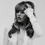 Suki Waterhouse