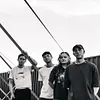 Black Foxxes