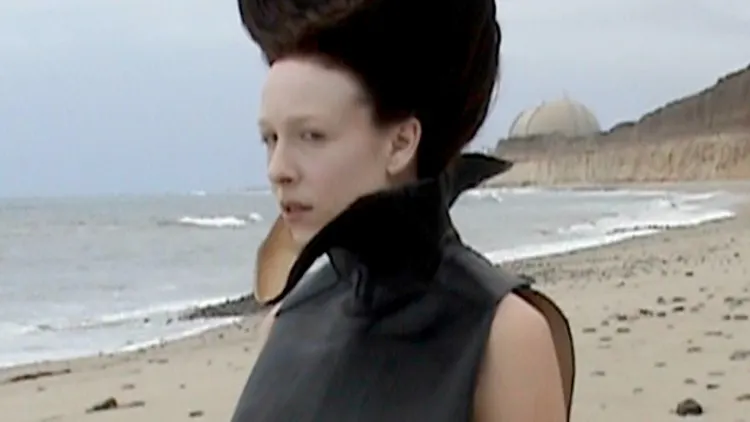 Allie X