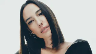 AMELIE LENS