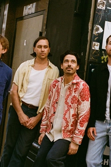 LOCAL NATIVES