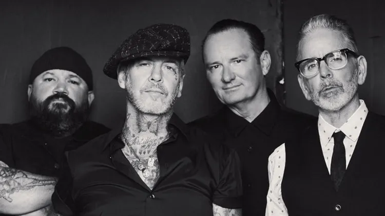 Social Distortion