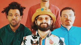   Flamingods