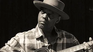 Eric Bibb