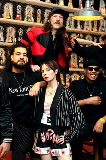 GOGOL BORDELLO