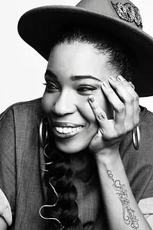 MACY GRAY