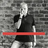 Peter Hook and The Light