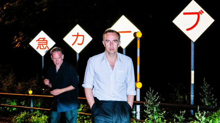 2manydjs + peo watson + dddxie