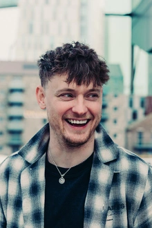 RYAN MCMULLAN
