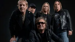 Honeymoon Suite