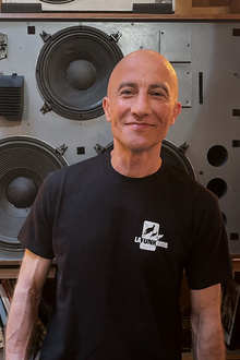 SINCLAIR & BOOMBASS