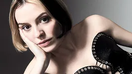Hélène Sio