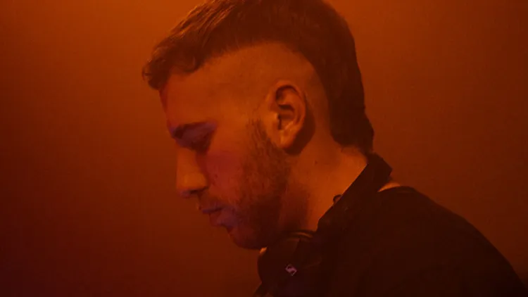 Noizer pres. Ikari presents Queixal all night long