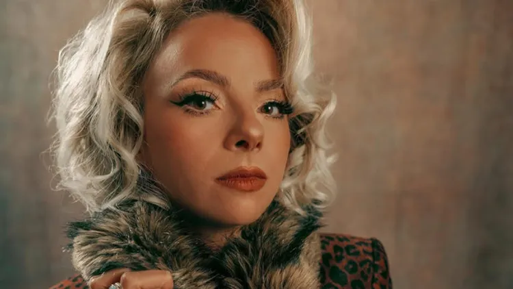 SAMANTHA FISH