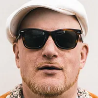 Flo Mega