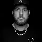 Benny L