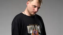 Øxyl : Vizionn, Angèle Cressin, Nevermind, Nøcta & Perfide