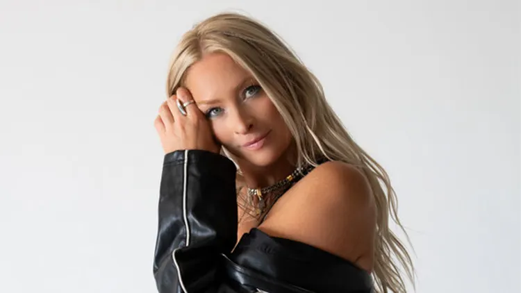 Stacked Pres: Maddy O'Neal (Calg)