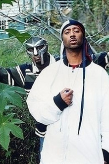 Yasiin Bey joue MF DOOM