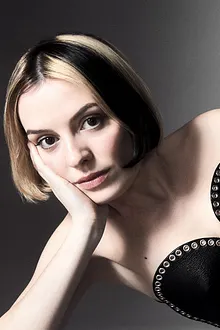 Hélène Sio