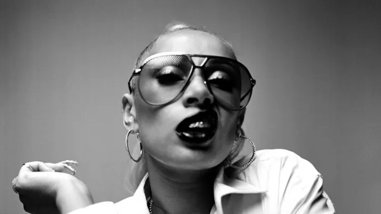 MADAME LOYAL