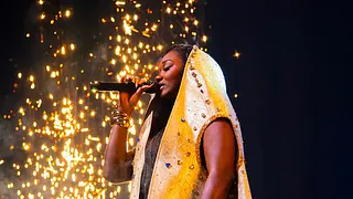 Fanny J - J Tour