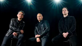Danko Jones, Split Dogs