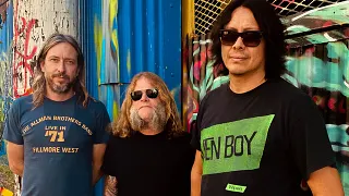 EARTHLESS