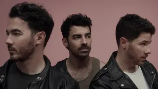 Jonas Brothers: Five Albums. One Night