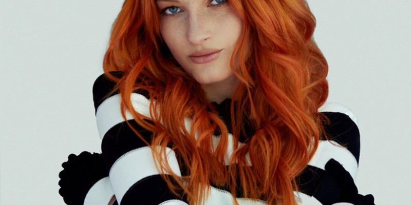Güliz Ayla