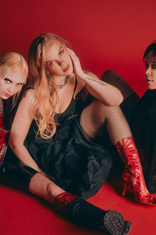 Pitchfork Music Festival Paris 2023 présente Dream Wife + Pillow Queens + Been Stellar