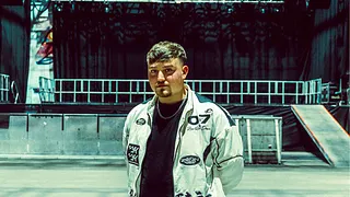 Pisica : A.N.I., Sikoti, Roüge B2b Neon Graveyard, Kimoono
