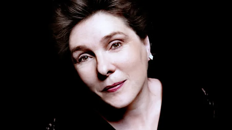 Annie Ebrel