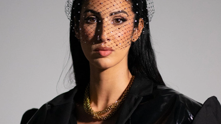 LYNA MAHYEM