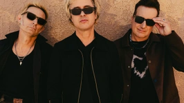 Green Day The Saviors Tour Celebrating 30 Years of Dookie & 20 Years of American Idiot