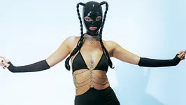 THUNDER: Lee Ann Roberts, Parfait, SHOKI287, HELEN FREY