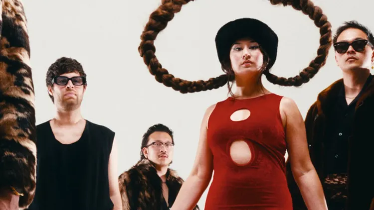 EartH Curates: « Nusantara Beat »