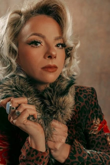 SAMANTHA FISH