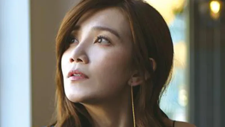 Fish Leong - "Theory of Love Song" Live Concert