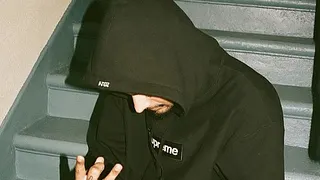WIFISFUNERAL LIVE IN PARIS