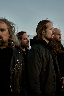 Insomnium en concert à Petit Bain