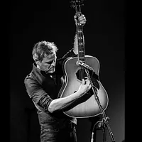 Tom McRae