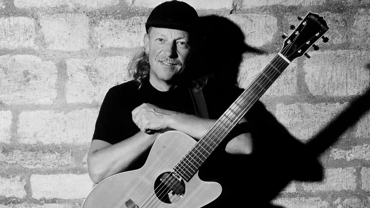MARTIN BARRE & Band