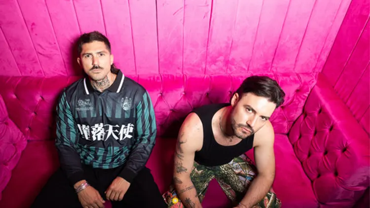 Tom & Collins, Axel Rey At Alma Club