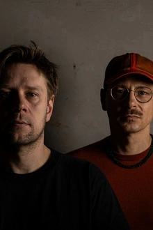 H a ï k u w/ Dominik Eulberg & Super Flu