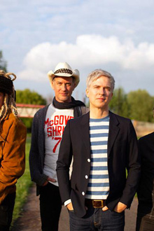 NADA SURF