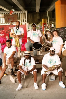 HOT 8 BRASS BAND