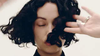 Kelly Lee Owens