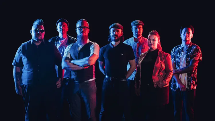 The O'reillys And The Paddyhats + Support