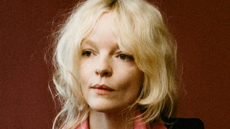 JESSICA PRATT + EMILY WELLS